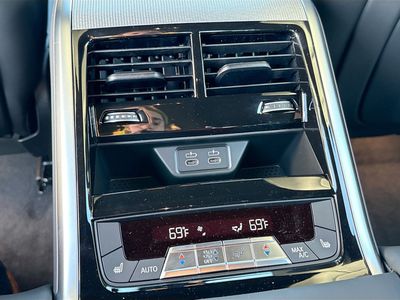 2026 BMW 8 Series - Photo 20