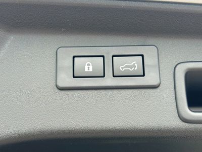 2026 Subaru Outback — photo 13 view