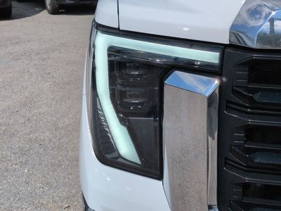 2024 GMC Sierra 3500HD - Photo 10