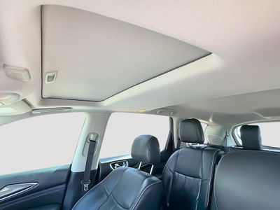 2017 INFINITI QX60 — photo 26 view