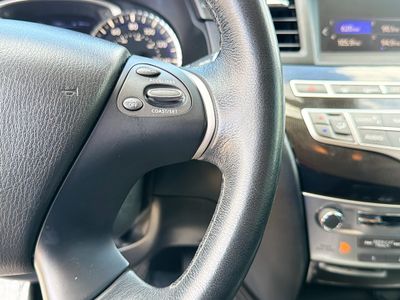 2017 INFINITI QX60 — photo 37 view