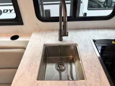 2026 Thor Motor Coach CHATEAU - Photo 6