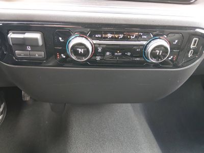 2025 GMC Sierra 1500 - Photo 19