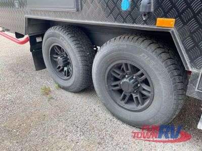 2022 Black Series Camper Black Series Camper — photo 8 view
