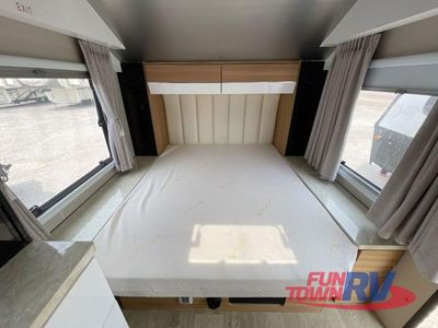 2022 Black Series Camper Black Series Camper — photo 26 view