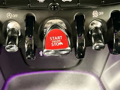 2015 MINI Cooper - Photo 20