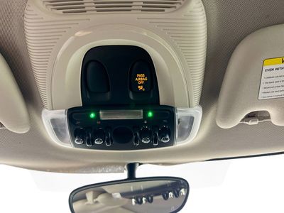 2015 MINI Cooper - Photo 18