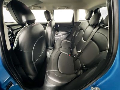 2015 MINI Cooper - Photo 25
