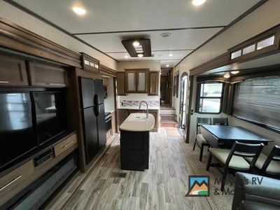 2019 Keystone RV Cougar - Photo 9