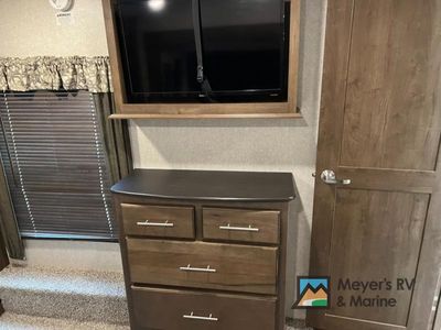 2019 Keystone RV Cougar - Photo 31