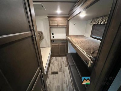 2019 Keystone RV Cougar - Photo 32