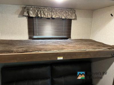 2019 Keystone RV Cougar - Photo 37