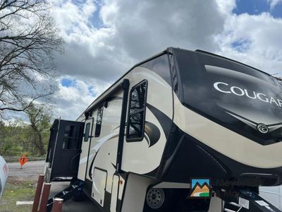 2019 Keystone RV Cougar - Photo 1