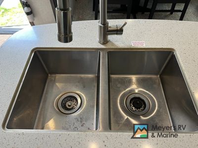 2019 Keystone RV Cougar - Photo 10