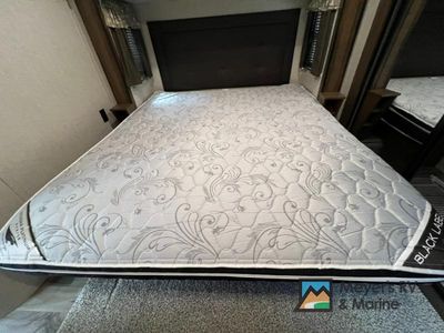 2019 Keystone RV Cougar - Photo 28