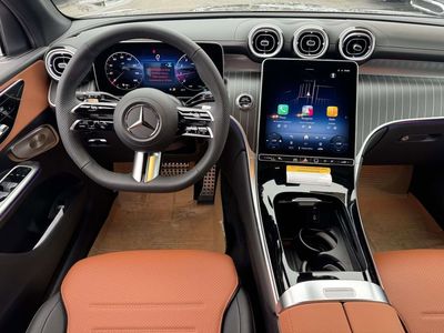 2026 Mercedes-Benz GLC — detail view