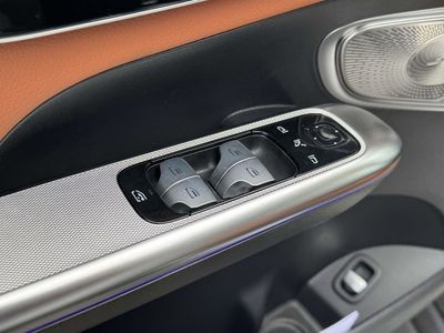 2026 Mercedes-Benz GLC — photo 18 view