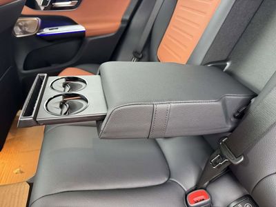 2026 Mercedes-Benz GLC — photo 31 view