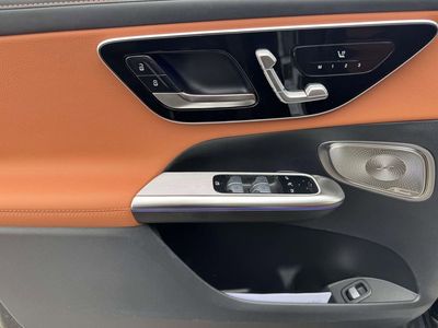 2026 Mercedes-Benz GLC — photo 17 view