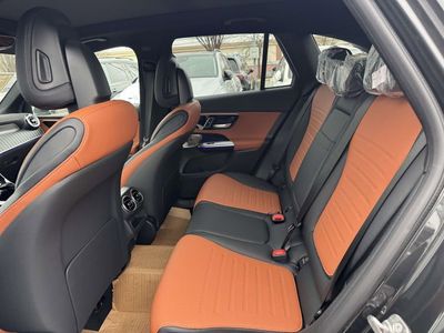 2026 Mercedes-Benz GLC — photo 30 view