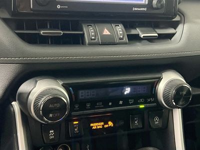 2020 Toyota RAV4 - Photo 22