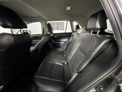 2020 Toyota RAV4 - Photo 24