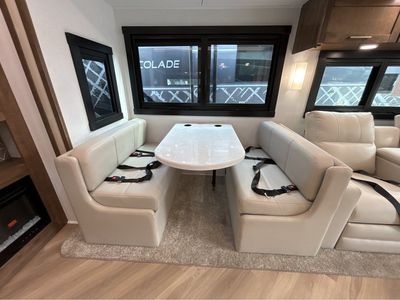2026 Jayco Seneca — photo 10 view