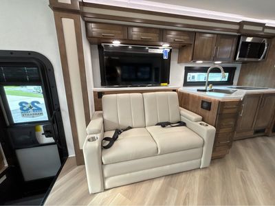 2026 Jayco Seneca — photo 13 view