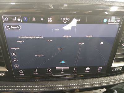 2024 Chrysler Pacifica — photo 17 view
