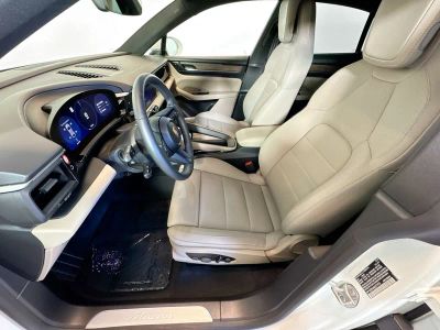 2025 Porsche Macan - Photo 5