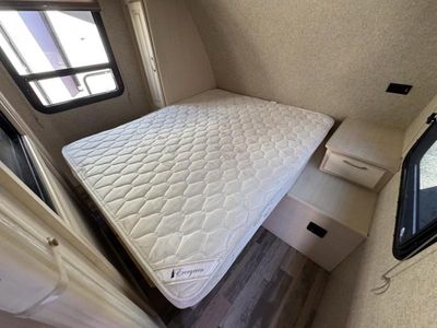 2017 Winnebago Industries Towables Minnie - Photo 13