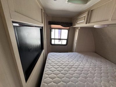 2017 Winnebago Industries Towables Minnie - Photo 14