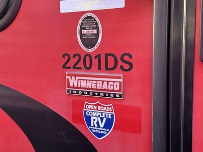 2017 Winnebago Industries Towables Minnie - Photo 5