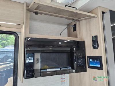 2027 Dynamax Europa S - Photo 32