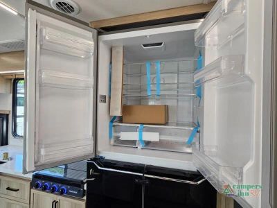 2027 Dynamax Europa S - Photo 34