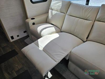 2027 Dynamax Europa S - Photo 50