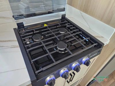 2027 Dynamax Europa S - Photo 27