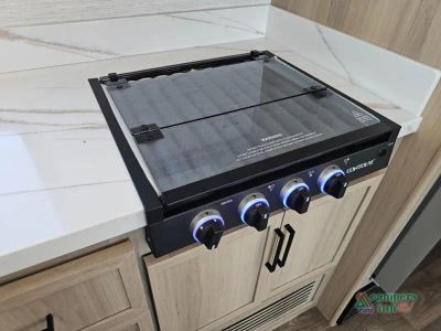 2027 Dynamax Europa S - Photo 26