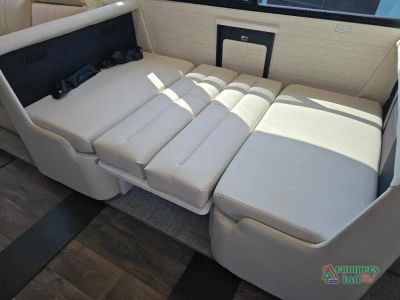 2027 Dynamax Europa S - Photo 40