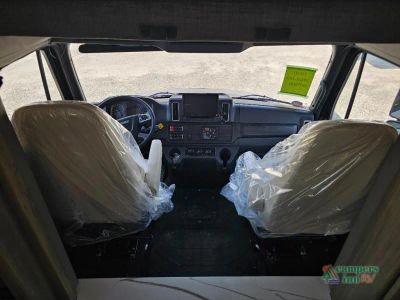 2027 Dynamax Europa S - Photo 12