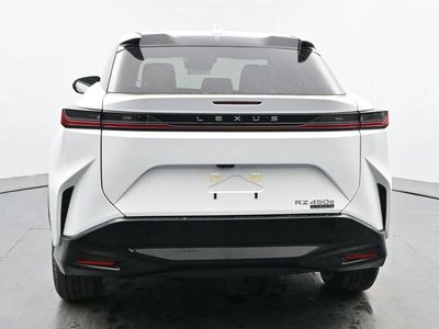 2026 Lexus RZ - Photo 4