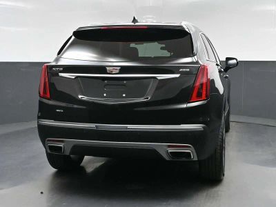 2025 Cadillac XT5 — side profile view