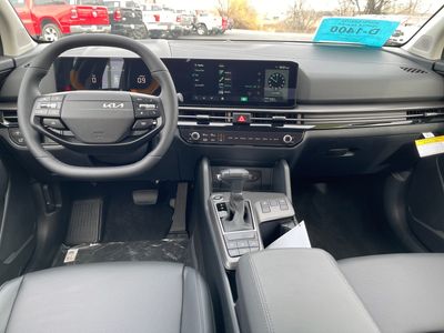 2026 Kia Sportage — photo 12 view