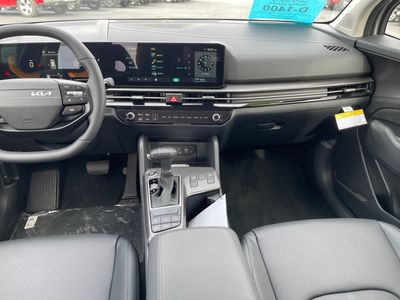 2026 Kia Sportage — photo 13 view
