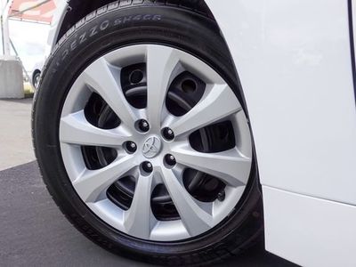 2024 Toyota Corolla — photo 11 view