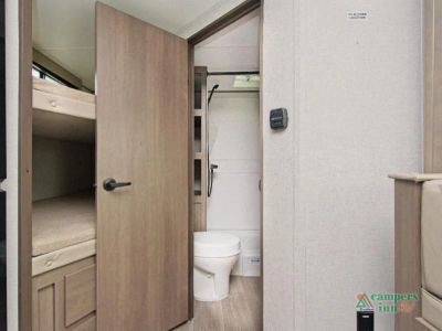 2025 Grand Design Transcend One — photo 24 view