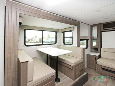 2025 Grand Design Transcend One — photo 17 view