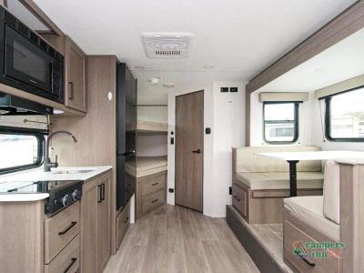 2025 Grand Design Transcend One — photo 12 view