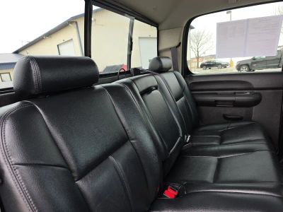 2014 Chevrolet Silverado 2500HD - Photo 14
