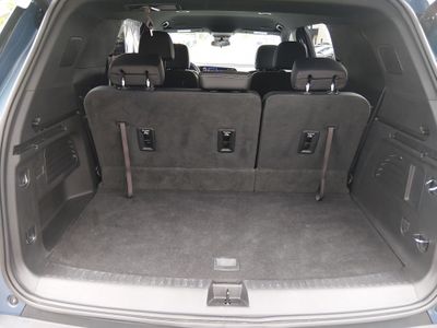 2025 Chevrolet Traverse - Photo 11